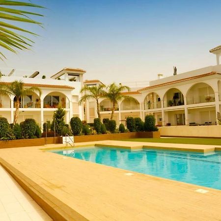 لقنت Fortuna 34 - Luxury Home With Terrace, Ac And Pool المظهر الخارجي الصورة